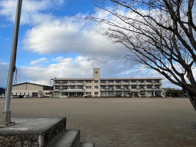 寒河江市若葉町