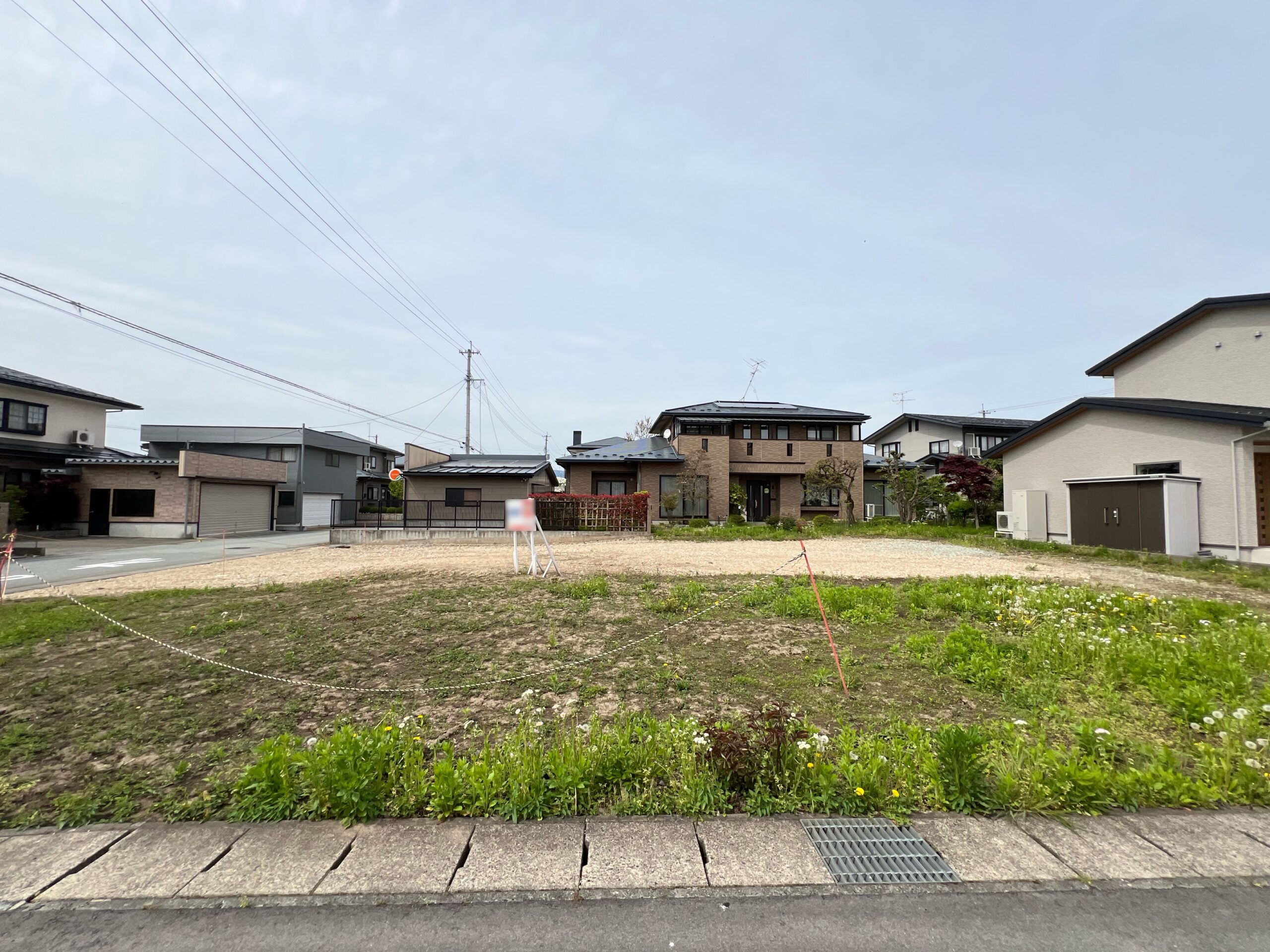 寒河江市仲谷地