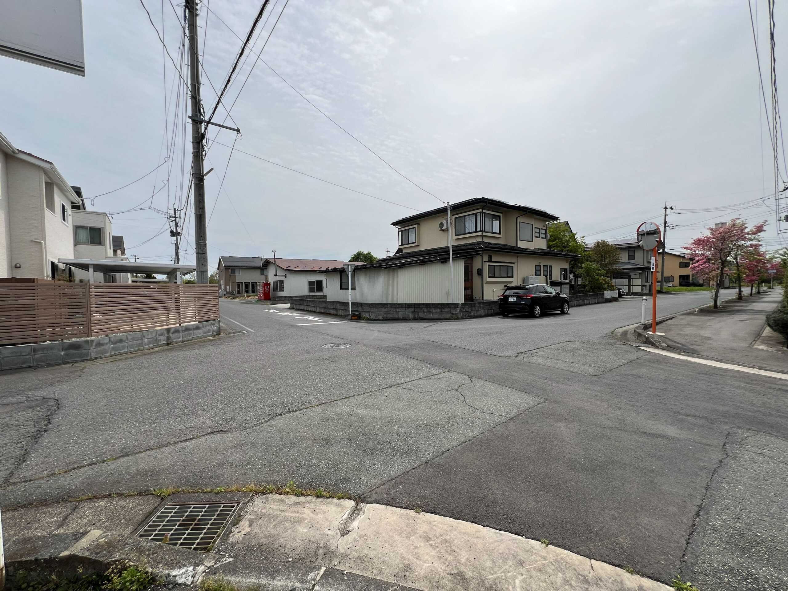 寒河江市仲谷地