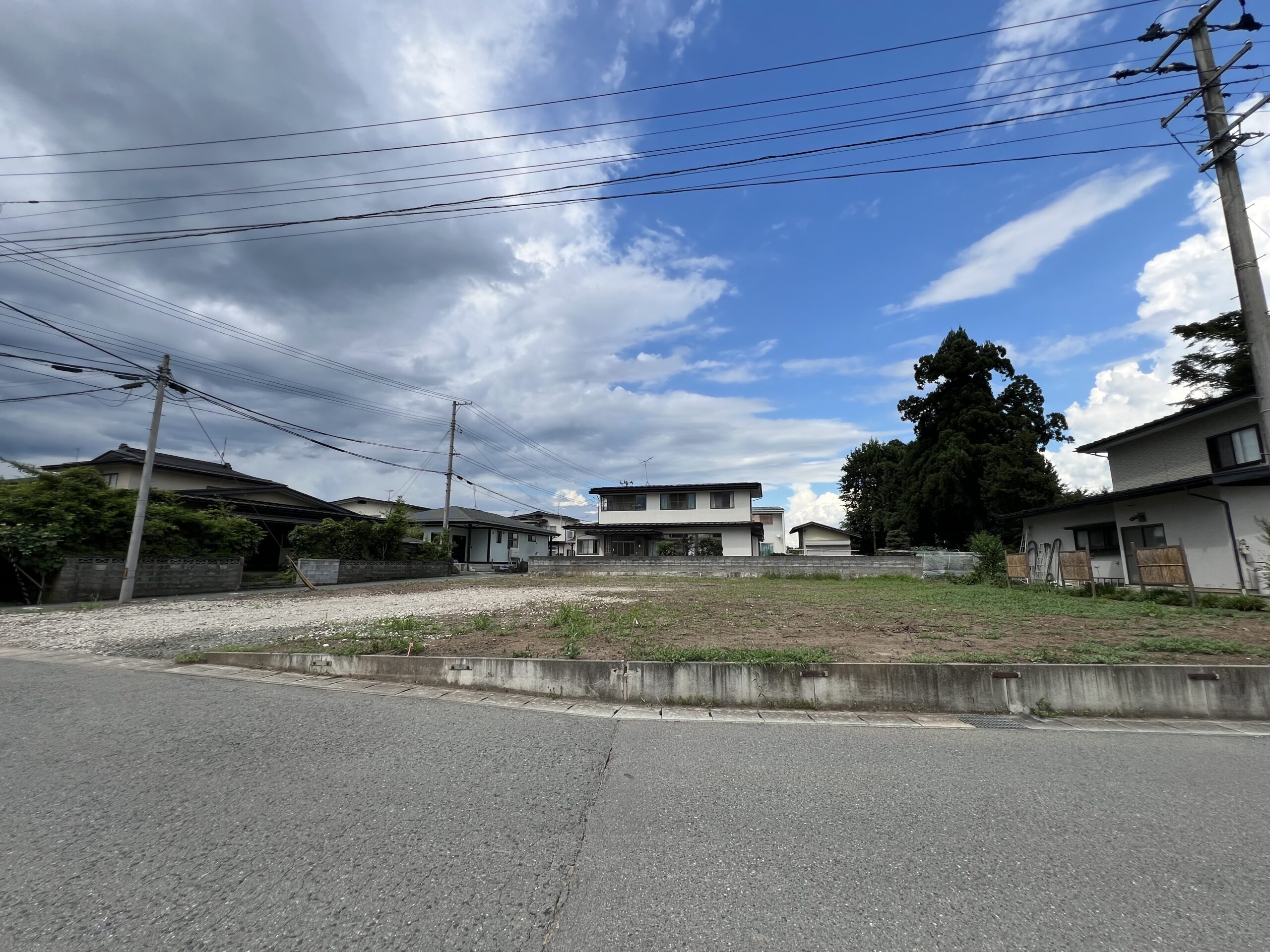 山形市下椹沢　B区画